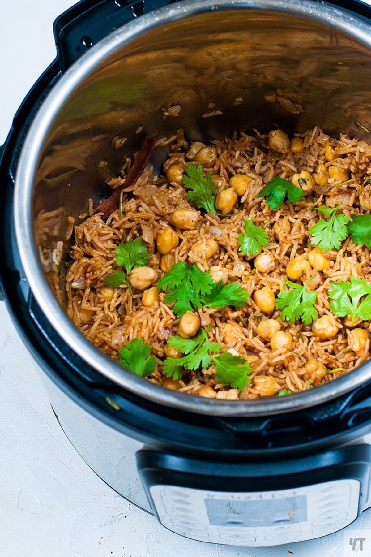 Instant Pot rice pilaf with chickpea