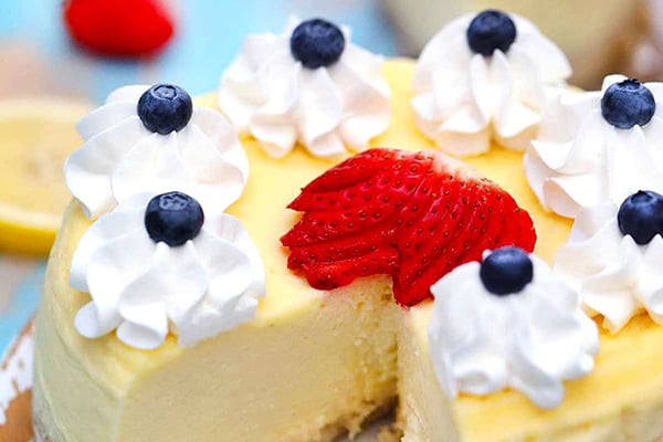 INSTANT POT LEMON CHEESECAKE