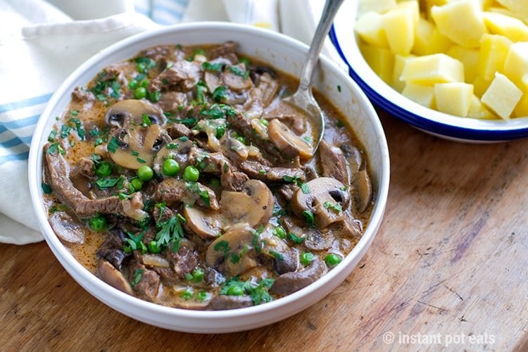 Instant Pot Beef Stroganoff