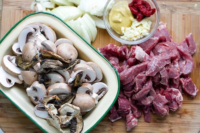 Pressure Cooker Beef Stroganoff Ingredients