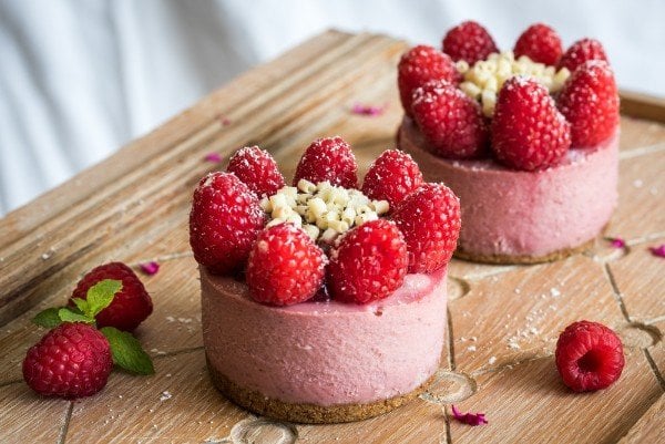 White Chocolate & Raspberry Instant Pot Cheesecake Minis 