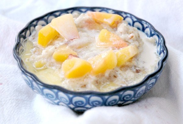 Peaches & Cream Instant Pot Oatmeal 