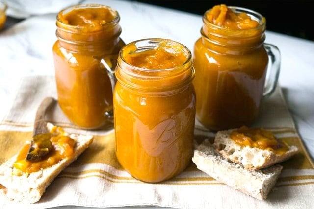 Pressure Cooker Spiced Apple Butter 