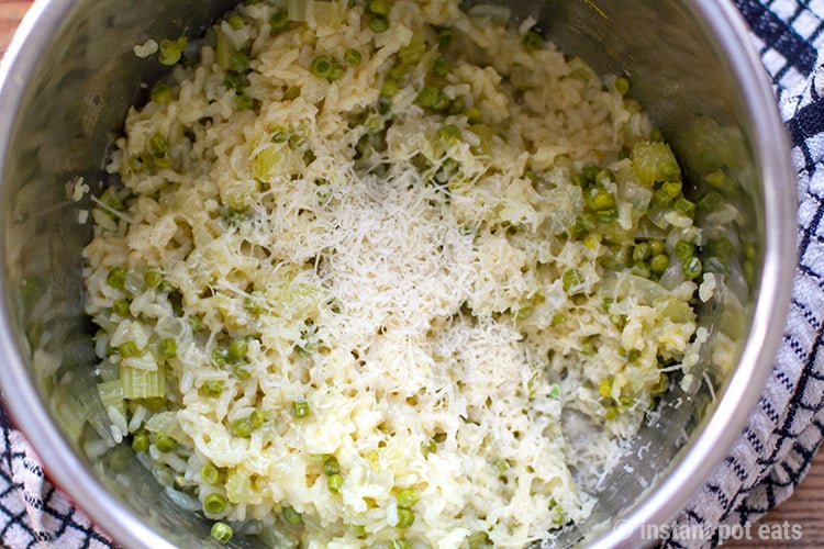 Pressure Cooker risotto with celery and peas
