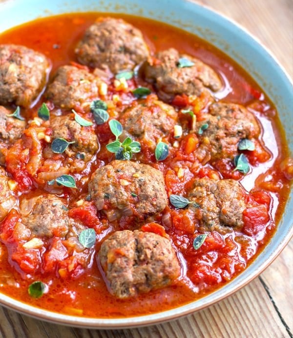 instant-pot-tomato-meatballs-feature