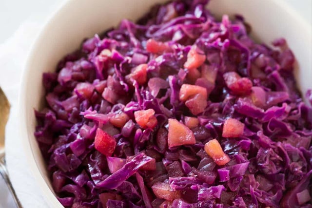Braised Instant Pot Red Cabbage & Apple 