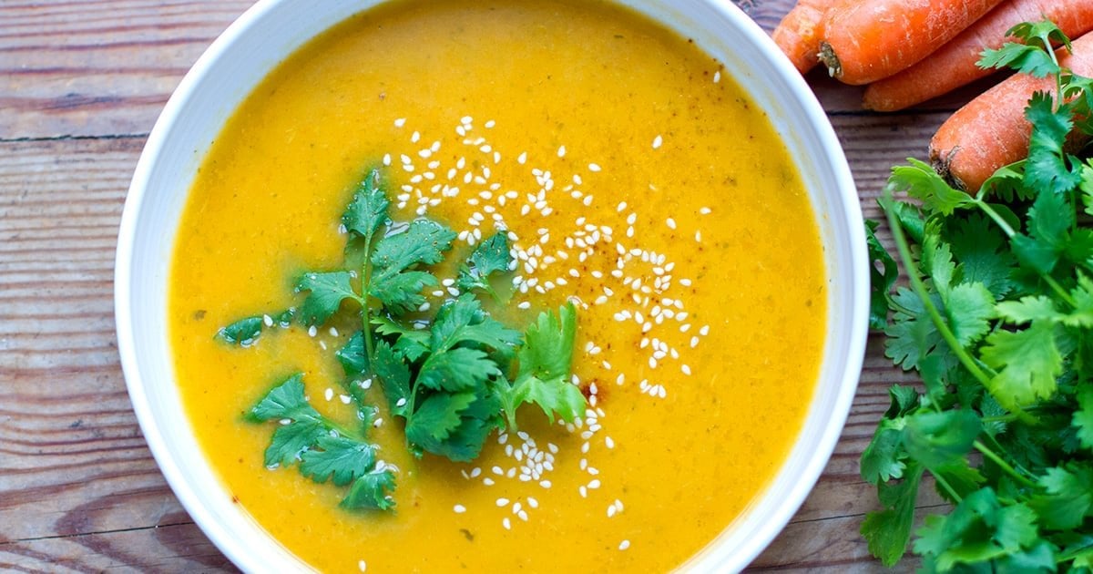 Aromatic Instant Pot Carrot Soup
