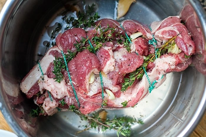 lamb shoulder roast pressure cooker