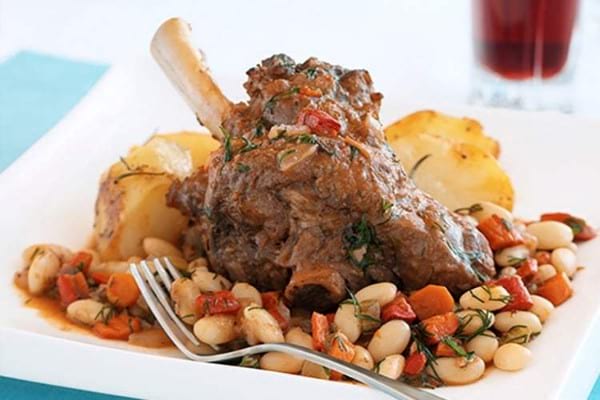 Italian Shanks With White Beans 