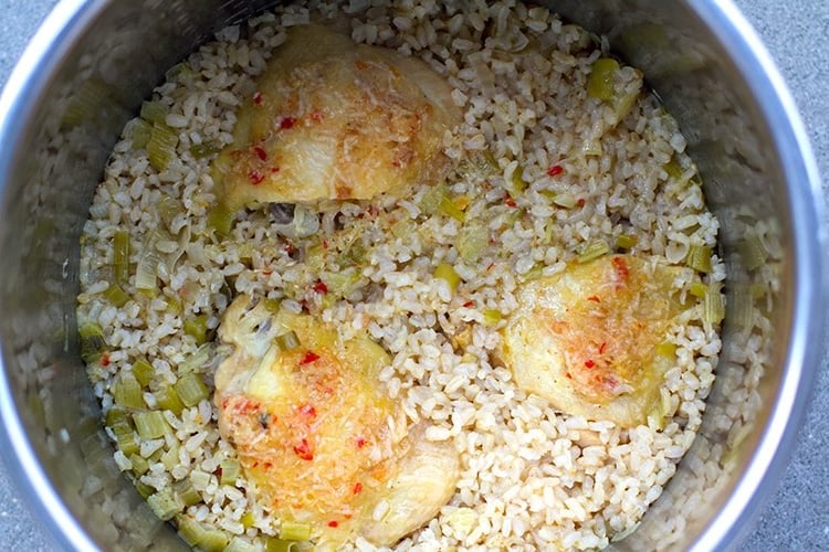 Cooking chicken and brown rice in Instant Pot