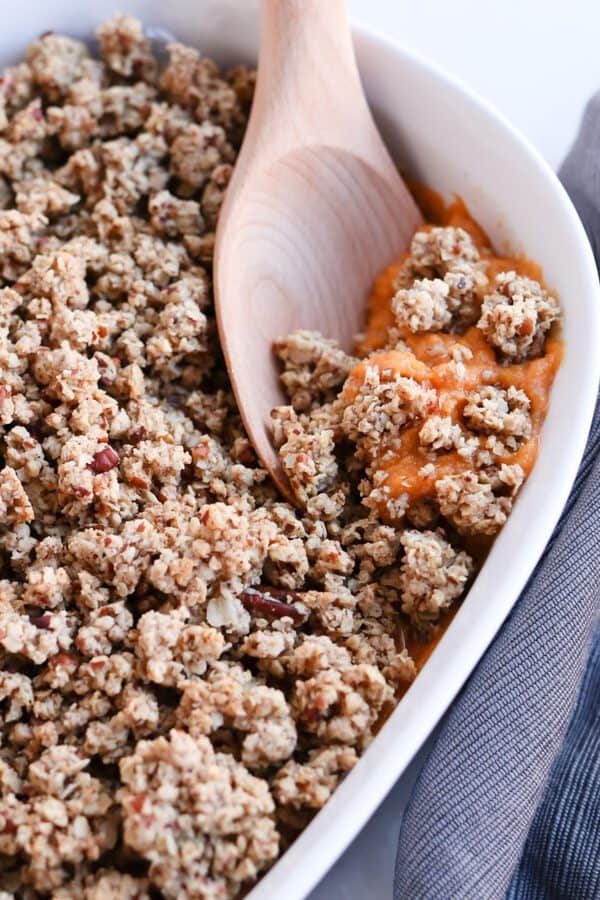Healthy Sweet Pot Casserole with Pecan Crumble 