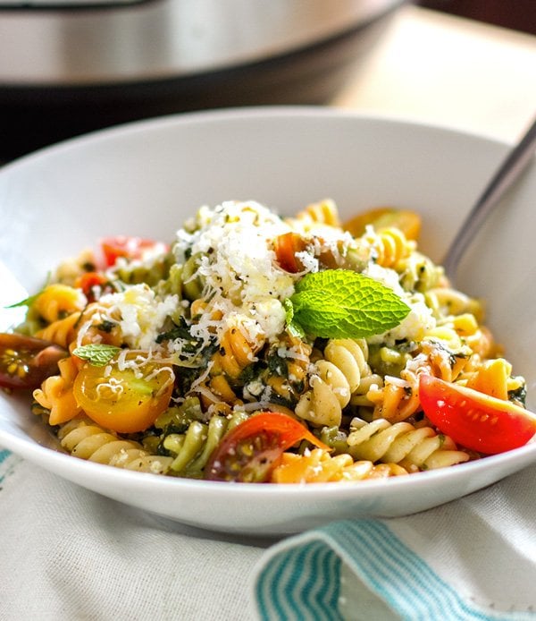 Instant Pot Pasta With Ricotta, Lemon & Spinach