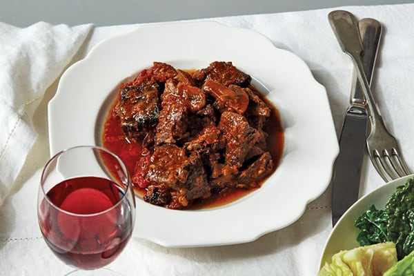 https://instantpoteats.com/wp-content/uploads/2019/03/Instant-Pot-Recipes-Famous-Chefs-Cookbook-Authors-Martha-Stewart-Beef-Stew.jpg