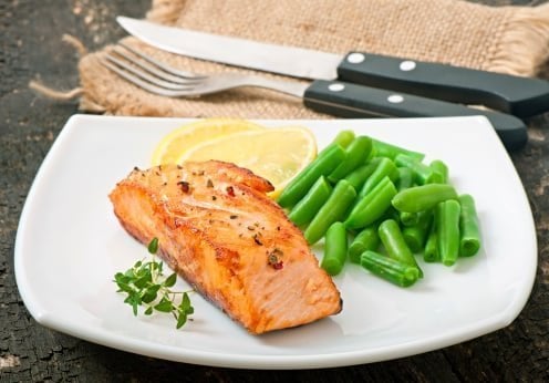 Instant Pot green beans with salmon