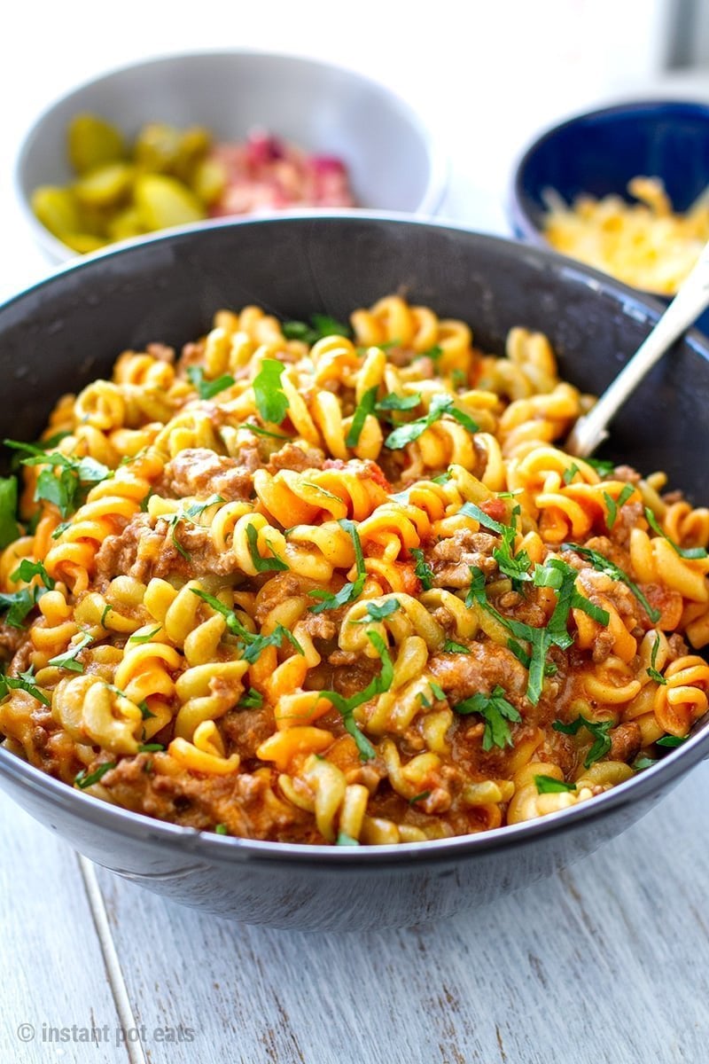 Instant Pot Cheeseburger Pasta Hamburger Helper