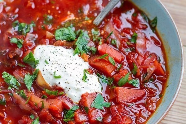 INSTANT POT BORSCHT (BEET SOUP)