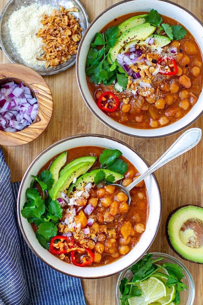 Instant Pot Vegetarian Chili With Pumpkin & Beans (Gluten-free, Vegan)