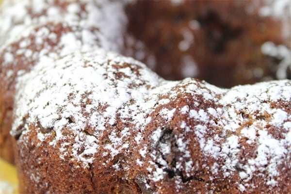 BANANA CHOCOLATE CHIP BUNDT CAKE