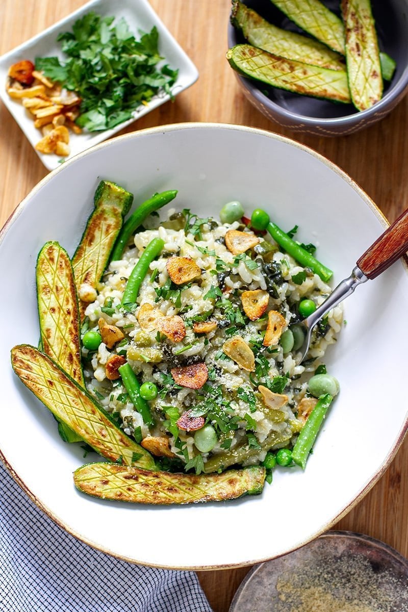 Instant Pot Vegan Risotto With Green Veggies & Fried Garlic