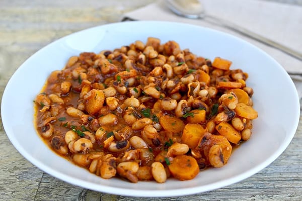 One Pot Mediterranean Black Eyed Peas