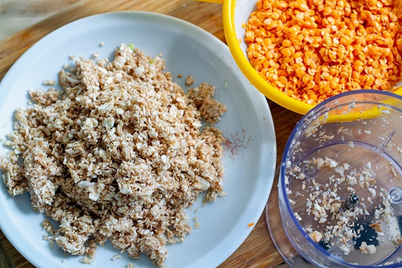 Lentil bolognese with mushrooms