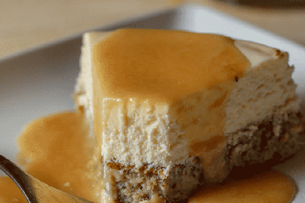 Low-Carb Banana Bread Bottom Cheesecake