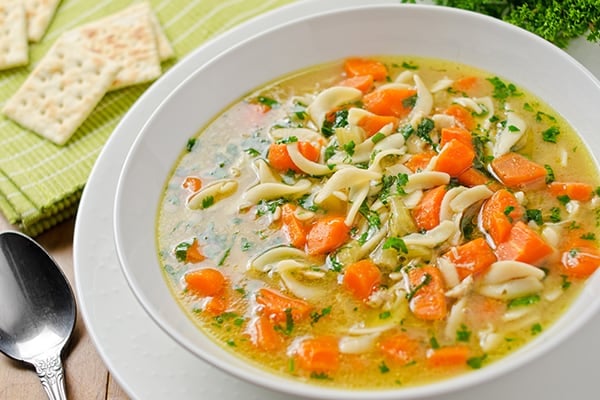 WEIGHT WATCHERS INSTANT POT CHICKEN NOODLE SOUP