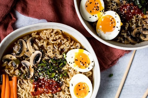 Quick Instant Pot Vegetarian Ramen