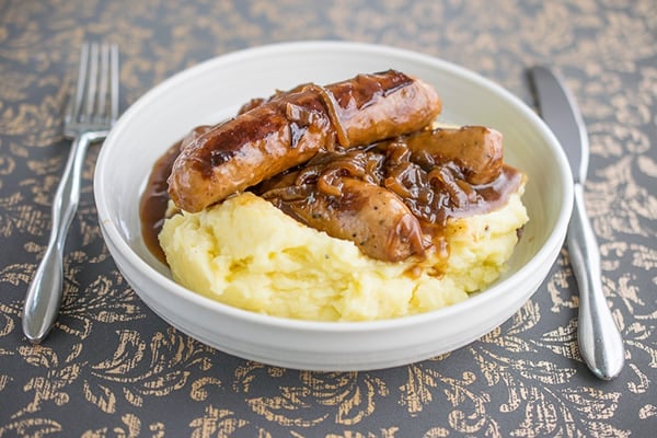 INSTANT POT SAUSAGE & MASH