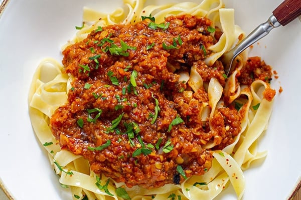 INSTANT POT VEGAN BOLOGNESE