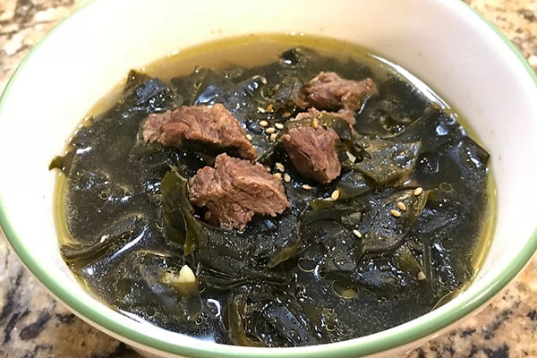 Korean Seaweed Soup (Miyeokguk, 미역국)