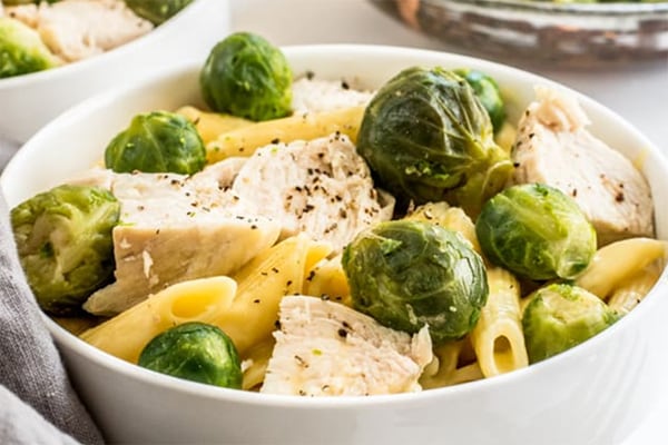 Instant Pot Creamy Chicken Pasta