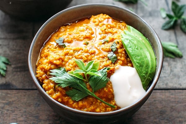 https://instantpoteats.com/wp-content/uploads/2020/03/cream-instant-pot-steel-cut-oats-masala.jpg