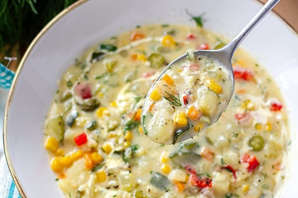 CHOWDER WITH POTATOES, SWEET CORN & DILL PICKLES