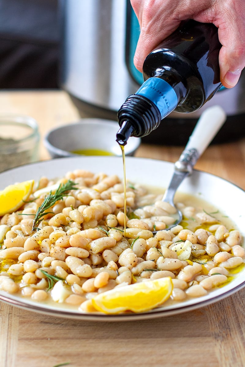 Instant Pot White Beans With Rosemary & Garlic