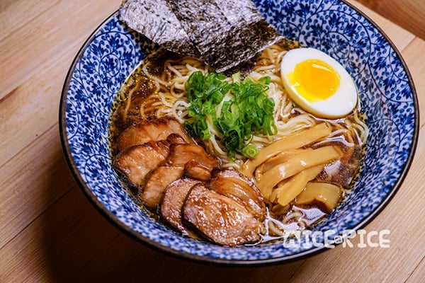 INSTANT POT PRESSURE COOKER SHOYU RAMEN NOODLE SOUP