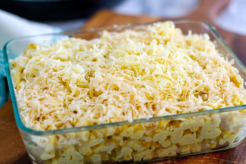 Baked macaroni and cheese casserole