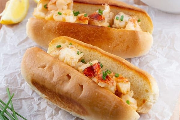 Tasty And Easy Instant Pot Lobster Rolls Recipe