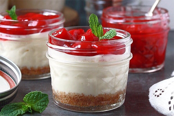 Instant Pot Cheesecake In Jars