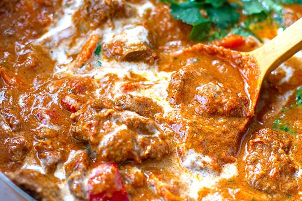 INSTANT POT LAMB CURRY WITH TOMATO & COCONUT