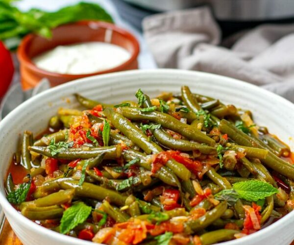 Turkish-style Instant Pot Braised Green Beans