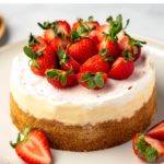 Instant Pot Cheesecake With Vanilla & Strawberries