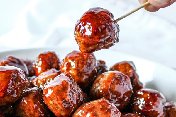 Instant Pot Blackberry Jalapeño BBQ Meatballs