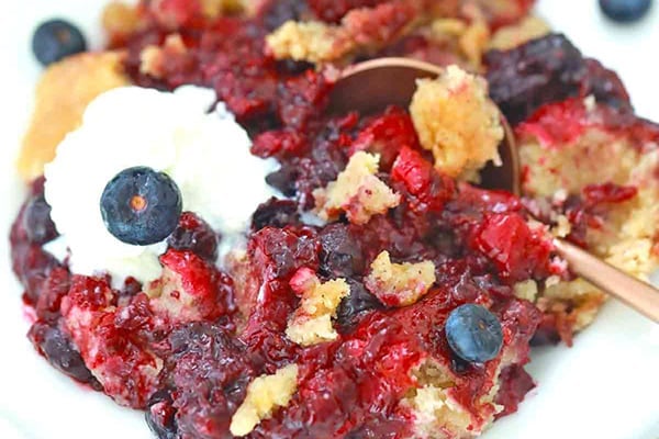 Instant Pot Berry Cobbler