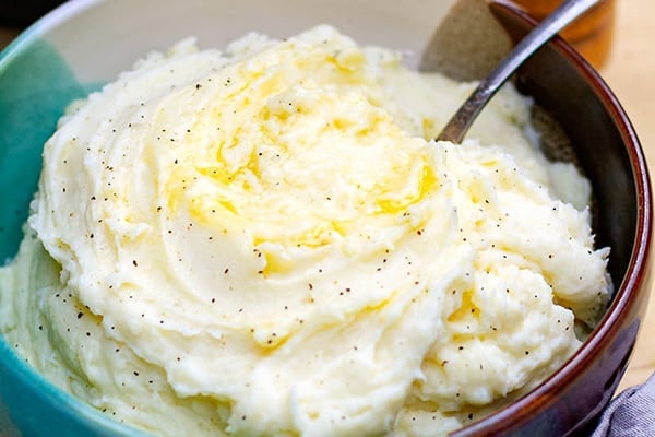 SOUR CREAM MASHED POTATOES