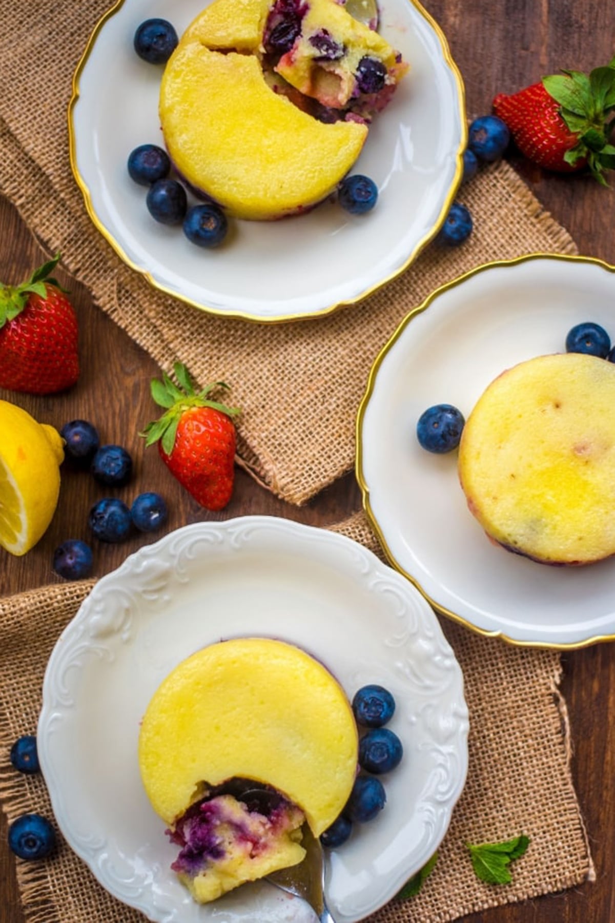 Mini Lemon Berry Puddings