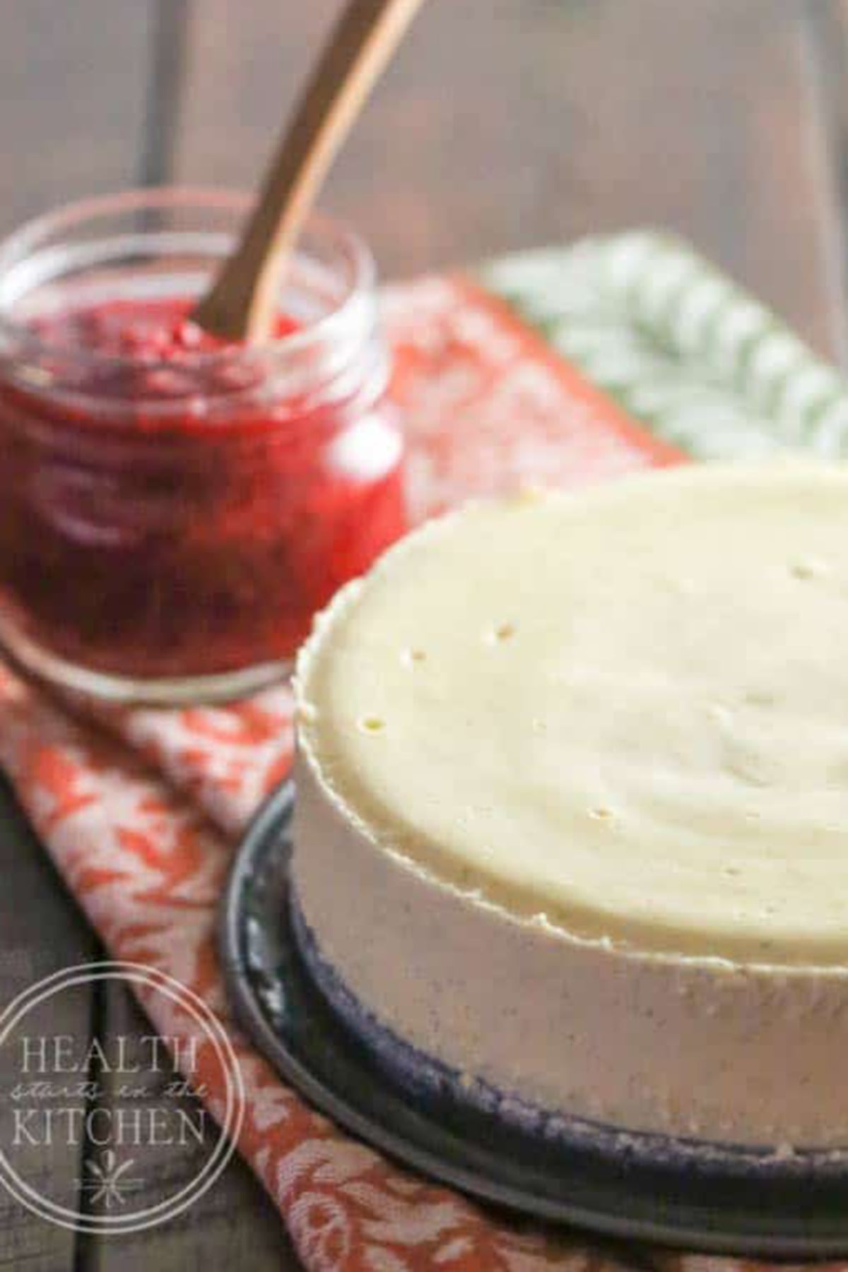 Low-Carb Vanilla Bean Cheesecake