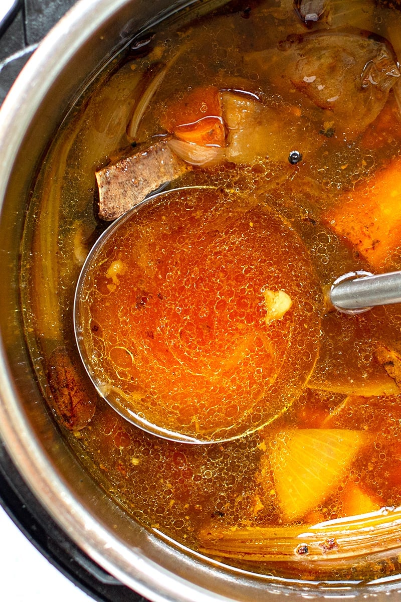 Bone Marrow Broth vs. Meat: Which is More Nutritious?