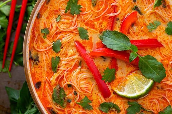 COCONUT RED CURRY NOODLE SOUP