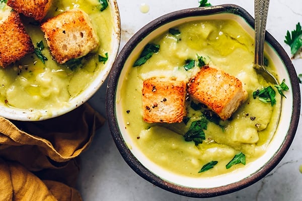 https://instantpoteats.com/wp-content/uploads/2022/01/Creamy-Potato-Green-Split-Pea-Soup-Instant-Pot-friendly-comforting-BIG-flavor-plantbased-glutenfree-recipe-instantpot-soup-minimalistbaker5.jpg